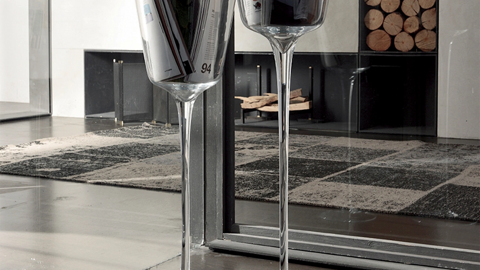 Vaso King in vetro a forma di calice di Adriani e Rossi