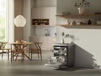 Lavastoviglie a posizionamento libero G 7600 SC AutoDos di Miele