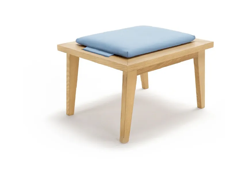 Pouf Lido in legno dotato di cuscino in tessuto imbottito di Egoitaliano