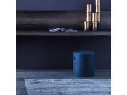Pouf cilindrico Nappe in gres porcellanato di Adriani e Rossi