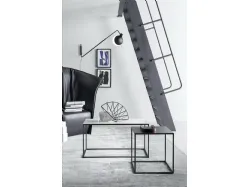 Tavolino Team con base in metallo e top disponibile in varie finiture di Novamobili