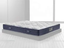Materasso Magnicool 10 Firm in memoform trapuntato che, unito all'imbottitura in fibra super soft e alla fibra anallergica offre un comfort maggiore adattandosi perfettamente ad ogni silhouette di Magniflex