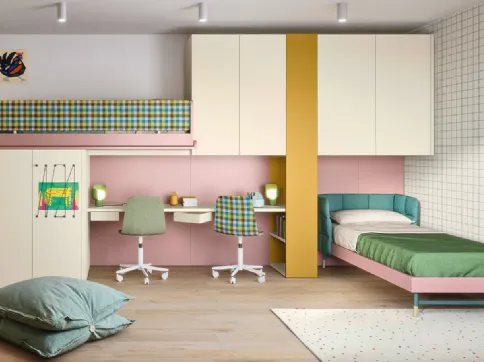 Cameretta a soppalco con scrivania Kids space 16 in melaminico di Nidi