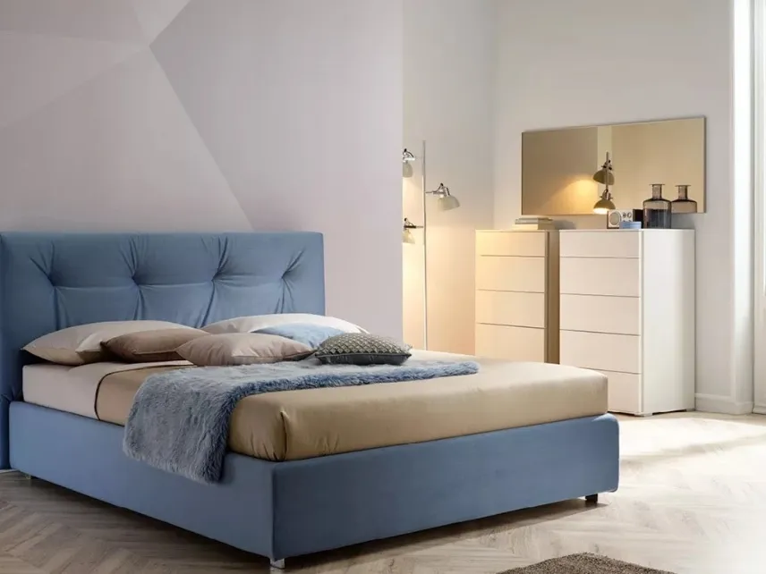 Letto in velluto con testiera imbottita e trapuntata SC220 di Moretti Compact