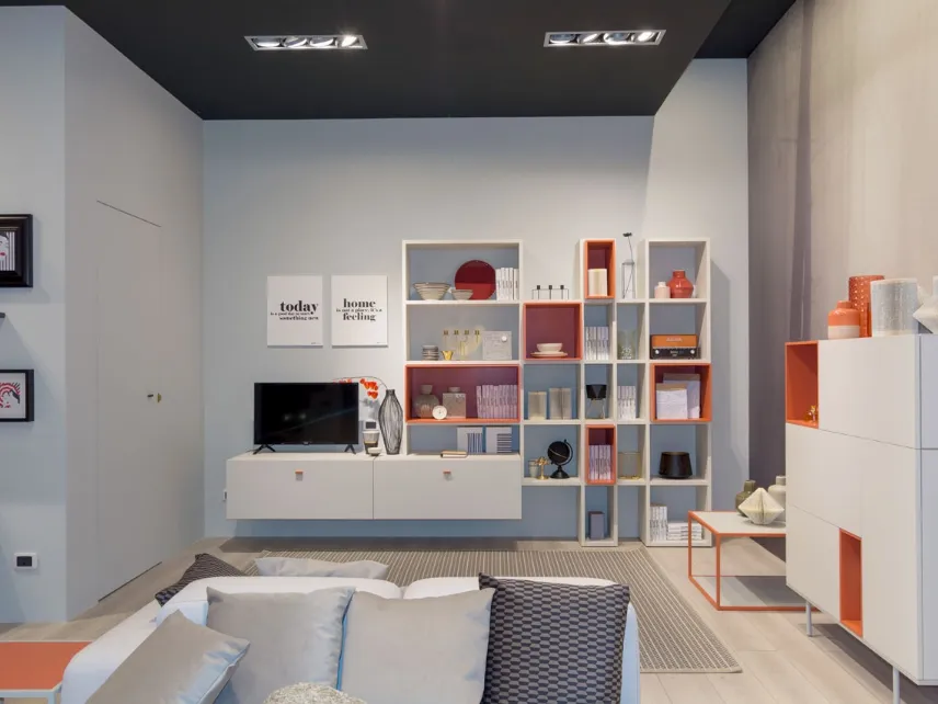 Libreria componibile in melaminico e laccato MC044 di Moretti Compact