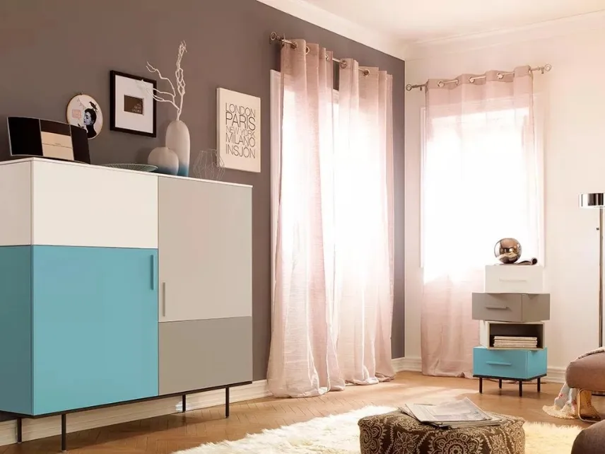 Madia di design quadrata LV205 di Moretti Compact