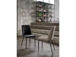 Sedia Margie S104V in tessuto con gambe in metallo di Friulsedie