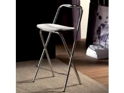 Sgabello pieghevole Trik in metallo cromato con sedile in laminato laccato bianco di La Seggiola