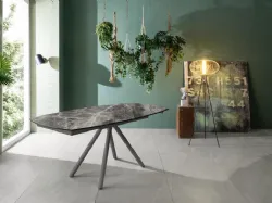 Tavolo allungabile con top in ceramica su vetro Kyoto Four 02 di Stones
