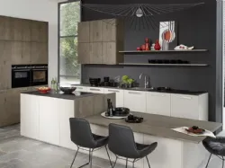 Cucina Design con isola Sahara Soft Matt e Rovere Barolo di Nolte