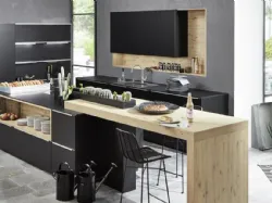 Cucina Design con isola Soft Lack Nero di Nolte