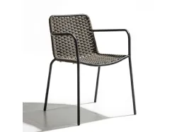 Poltroncina Café de Paris in metallo rivestita in corda piatta poliestere color tortora di La Seggiola